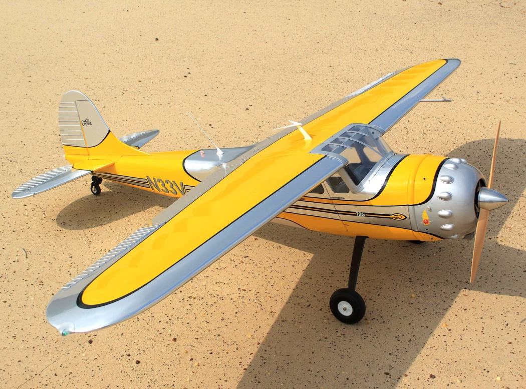 Cessna 195 229cm 35-50cc Gas ARF Yellow/Silver – Dane-RC